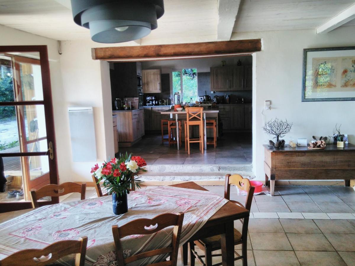 La Sourciere D'Eros Hotel Bellesserre Buitenkant foto